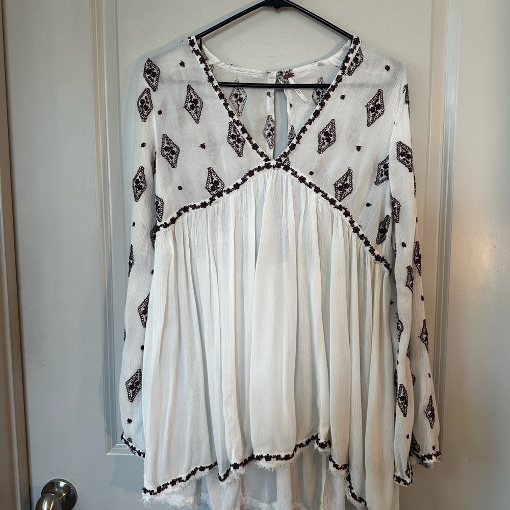 Free People Embroidered Diamond Key Hole Burgundy Cream Raw Hem Tunic Top,Small - Picture 6 of 14